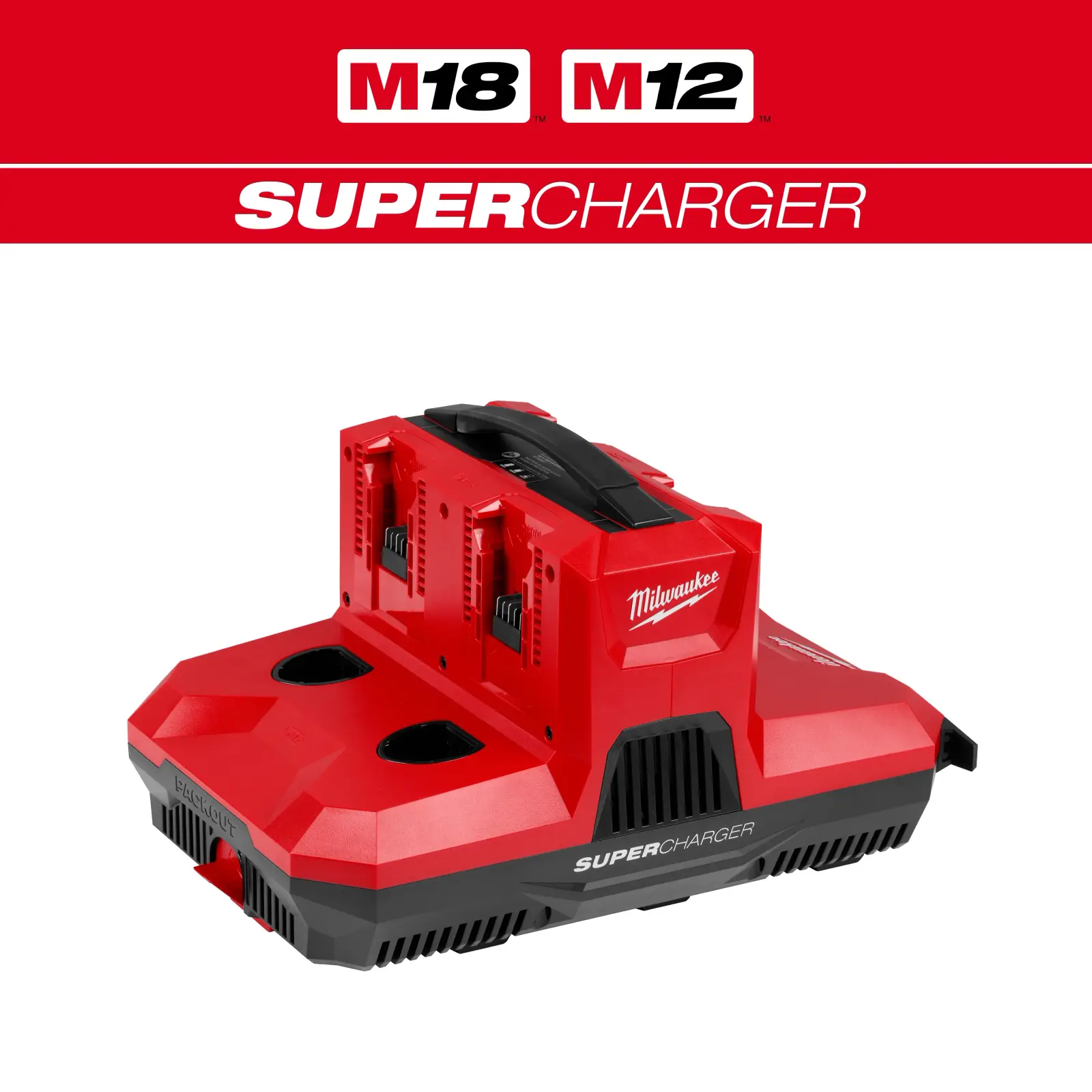 纯色背景上的 Milwaukee M18 及 M12 四槽充电器