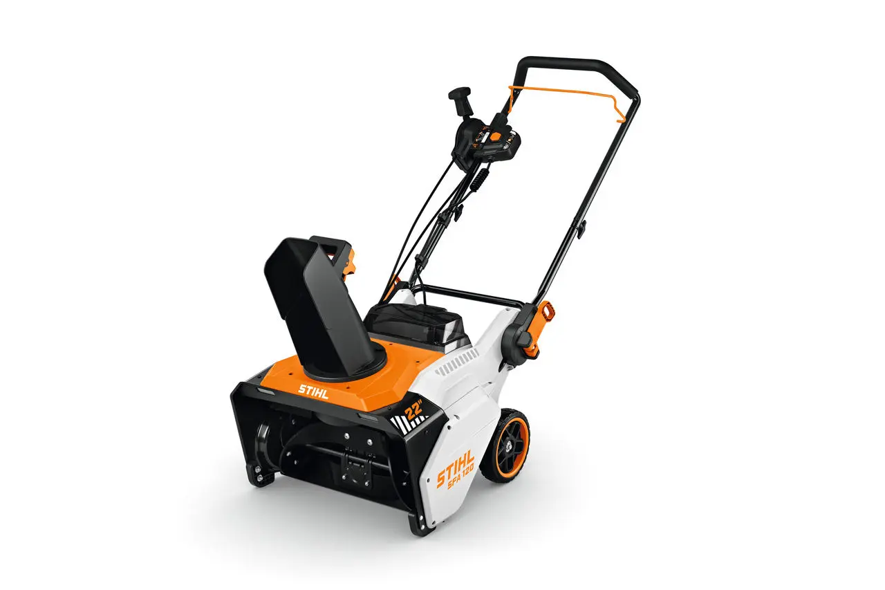 オレンジと黒の外装のSTIHL SFA 120 一段式バッテリー除雪機
